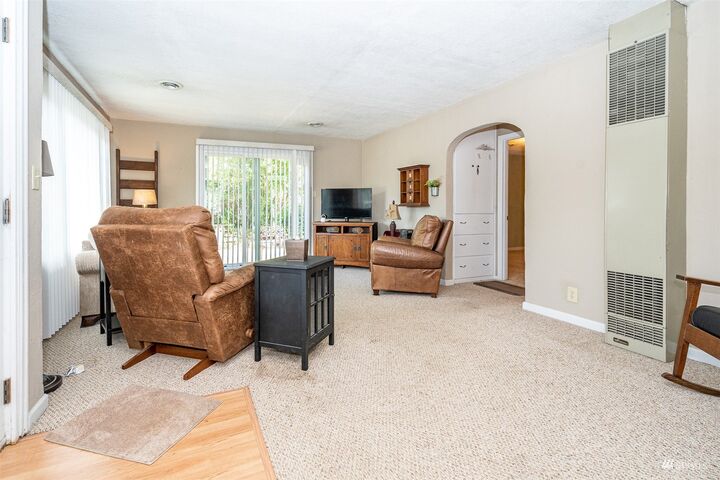 Property Photo:  200 St. Helens Street  WA 98591 