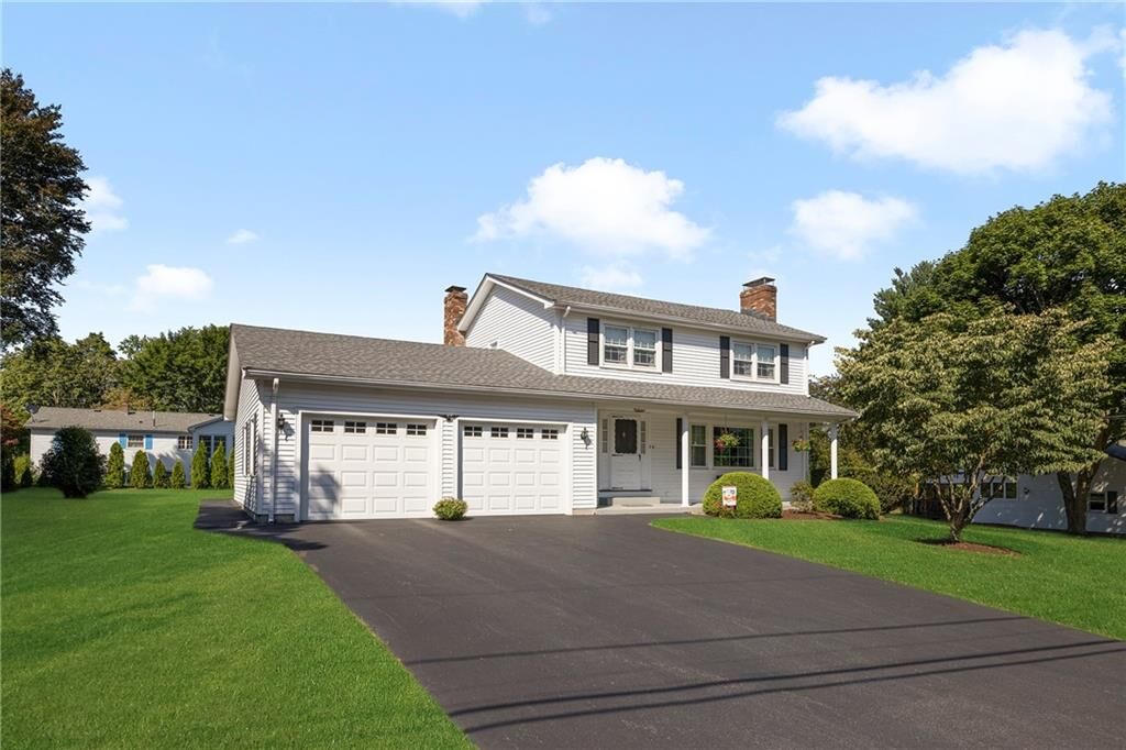 Property Photo:  6 Stone Bridge Dr  RI 02864 