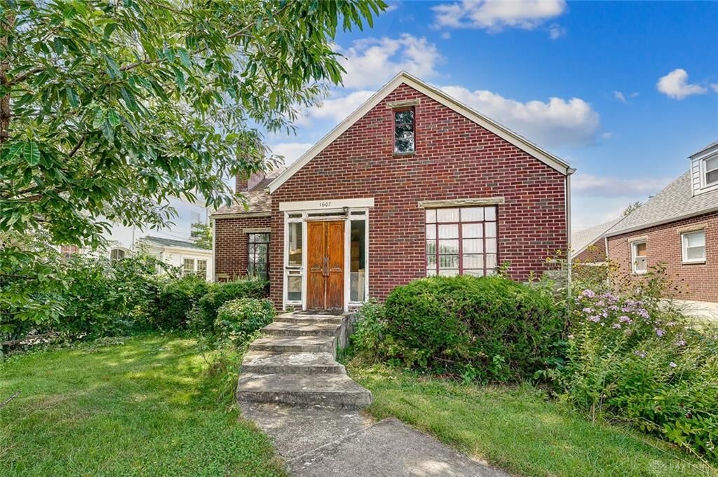 Property Photo:  1607 S Smithville Road  OH 45410 