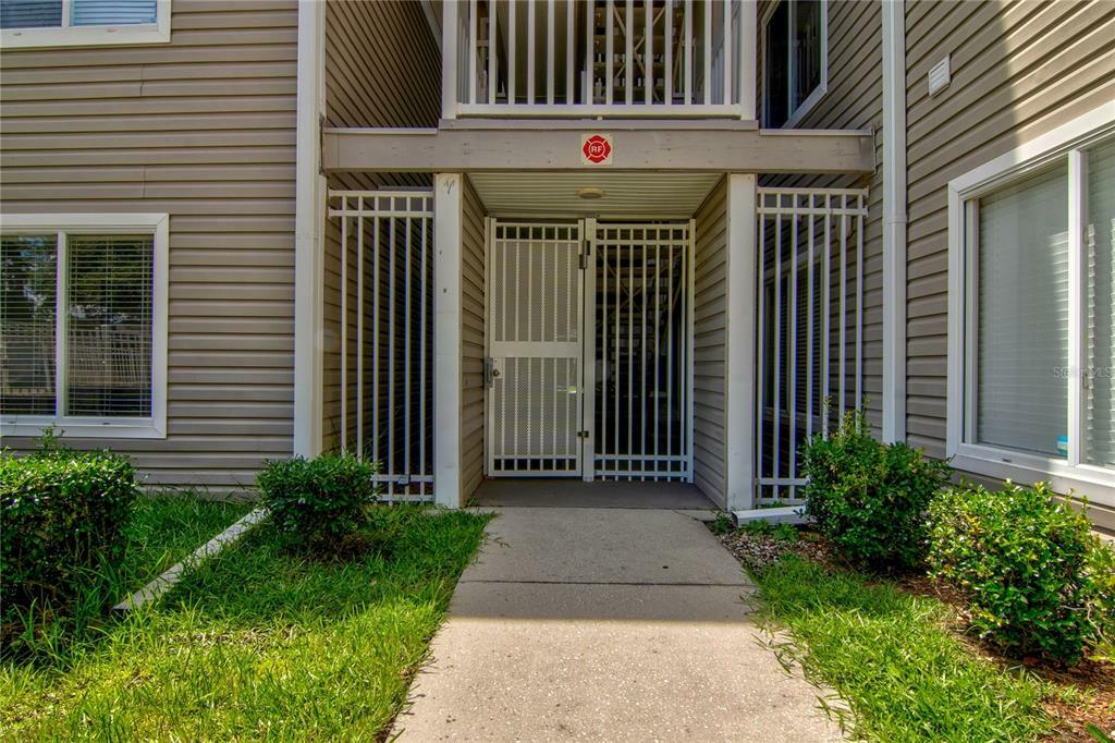 Property Photo:  4000 SW 23rd Street 3-107  FL 32608 