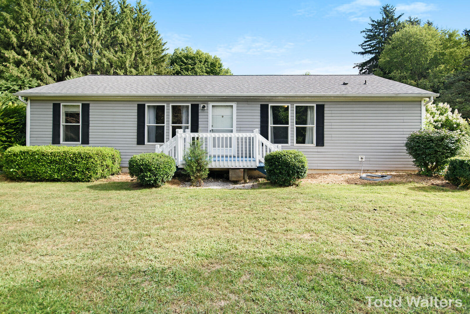 Property Photo:  6675 109th Avenue  MI 49090 