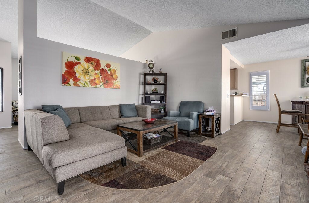 Property Photo: 13596 Mount Ranier Way CA 92345