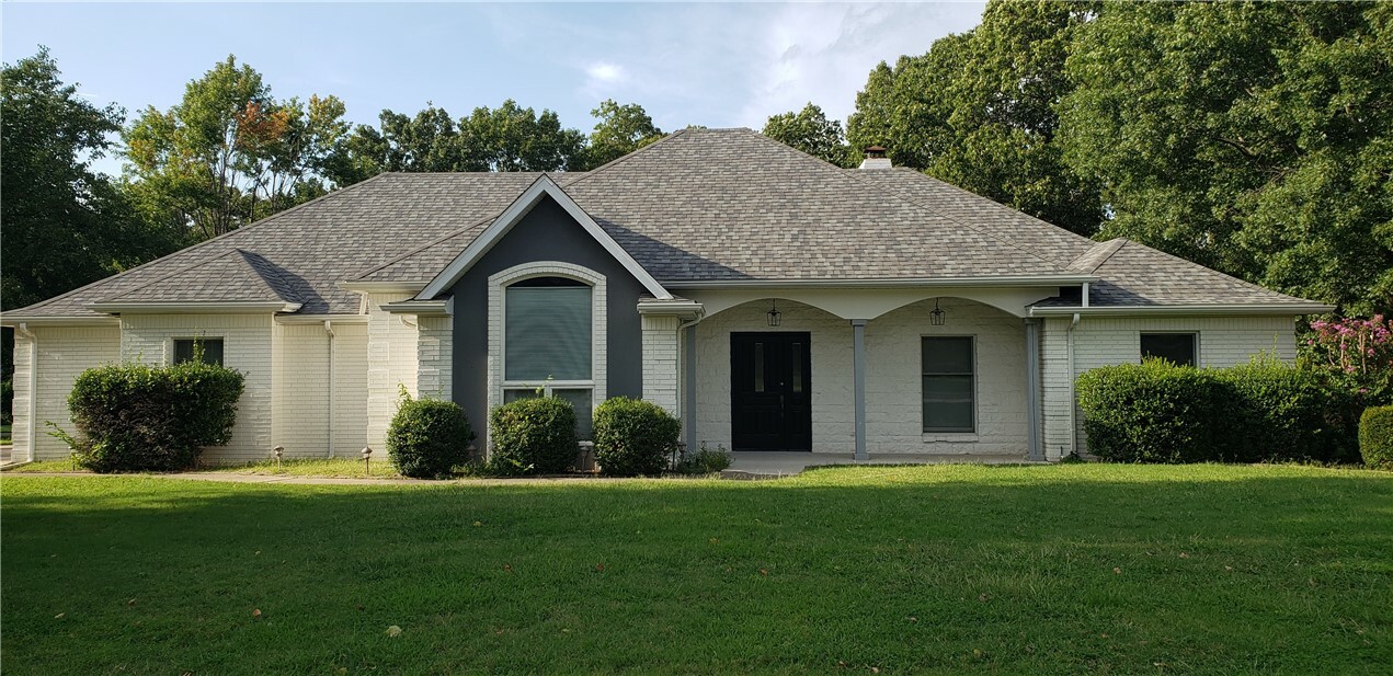 Property Photo:  55 Stonehenge Drive  AR 72712 