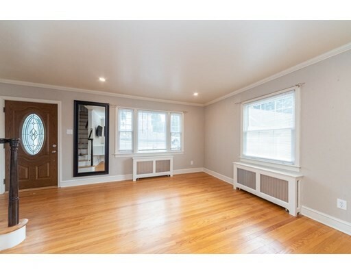 Property Photo:  262 Maple Avenue  MA 01545 