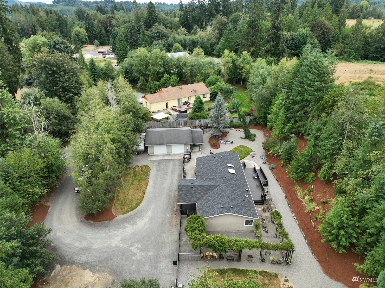 Property Photo:  261 Umiker Road  WA 98611 