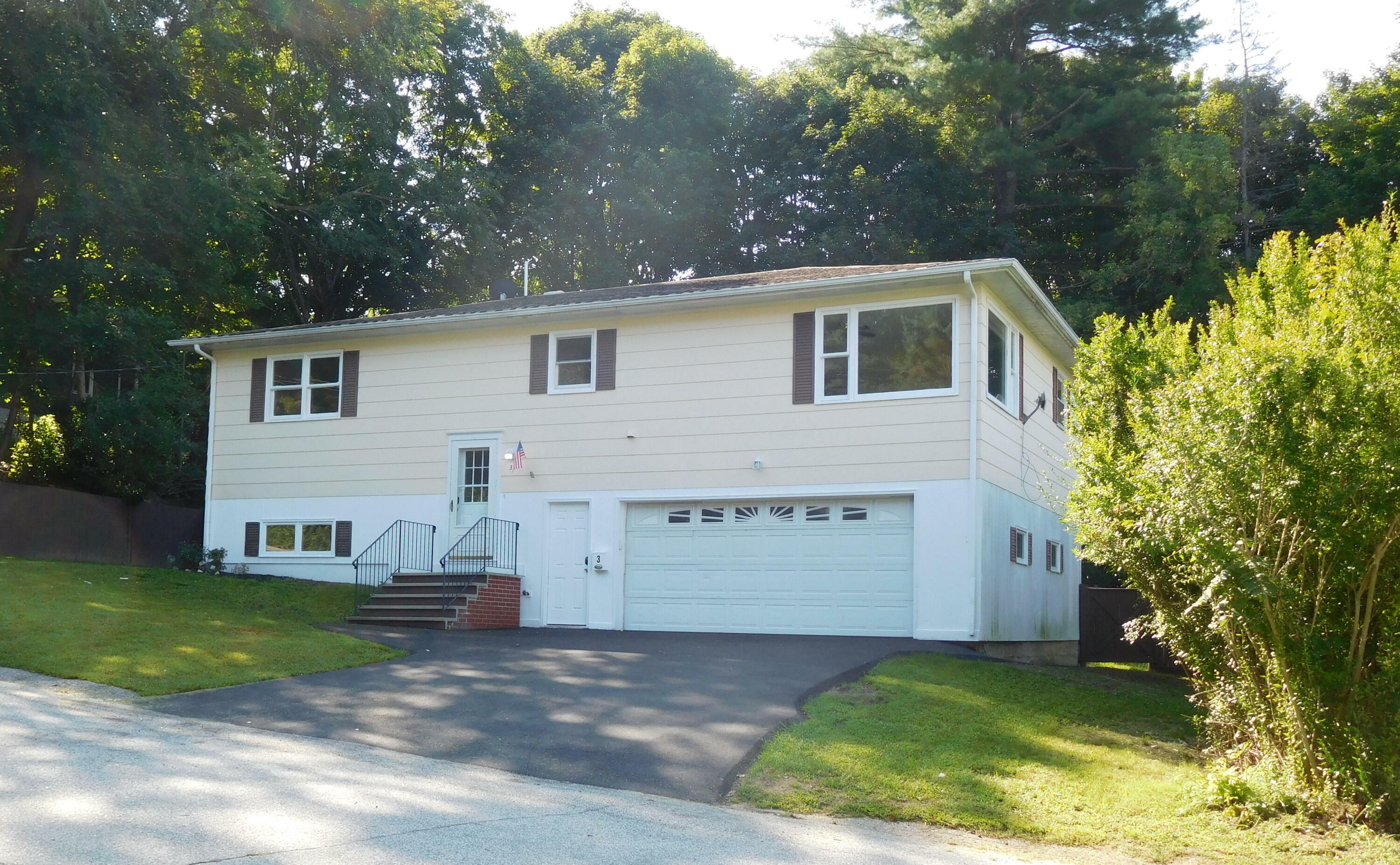Property Photo: 3 Malo Street ME 04240