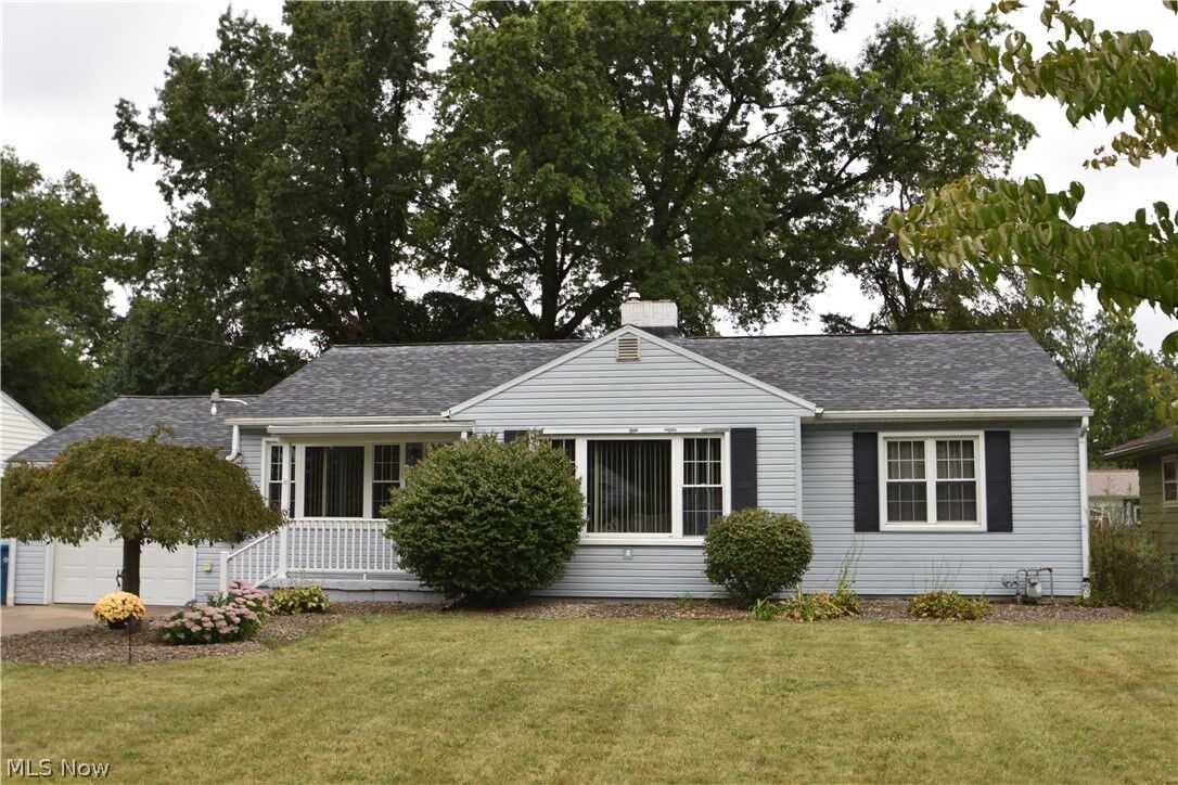 Property Photo:  204 Euclid Boulevard  OH 44505 