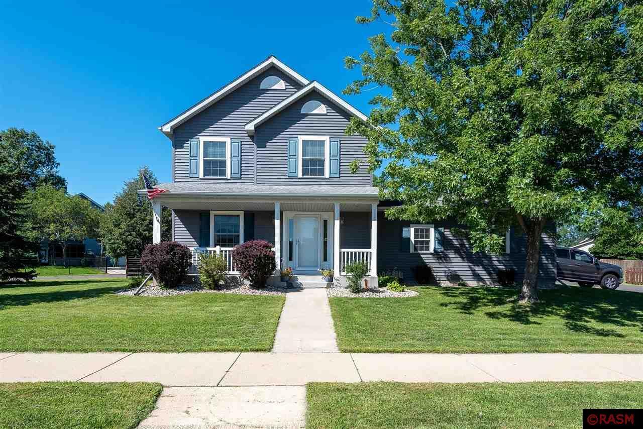 Property Photo: 1012 Daniels Street MN 56082