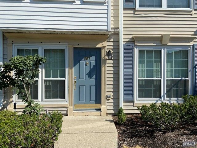 Property Photo: 807 Sassafras Court NJ 07430