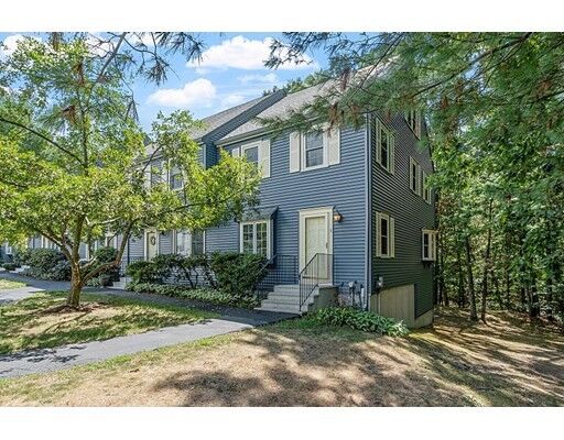 Property Photo:  9 Oak Ridge Dr 6  MA 01754 