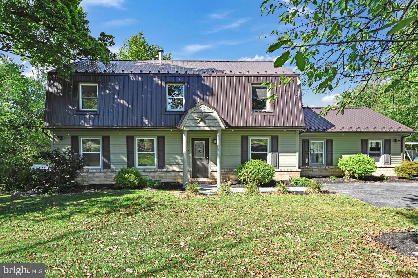 Property Photo: 119 Deck Road PA 19567