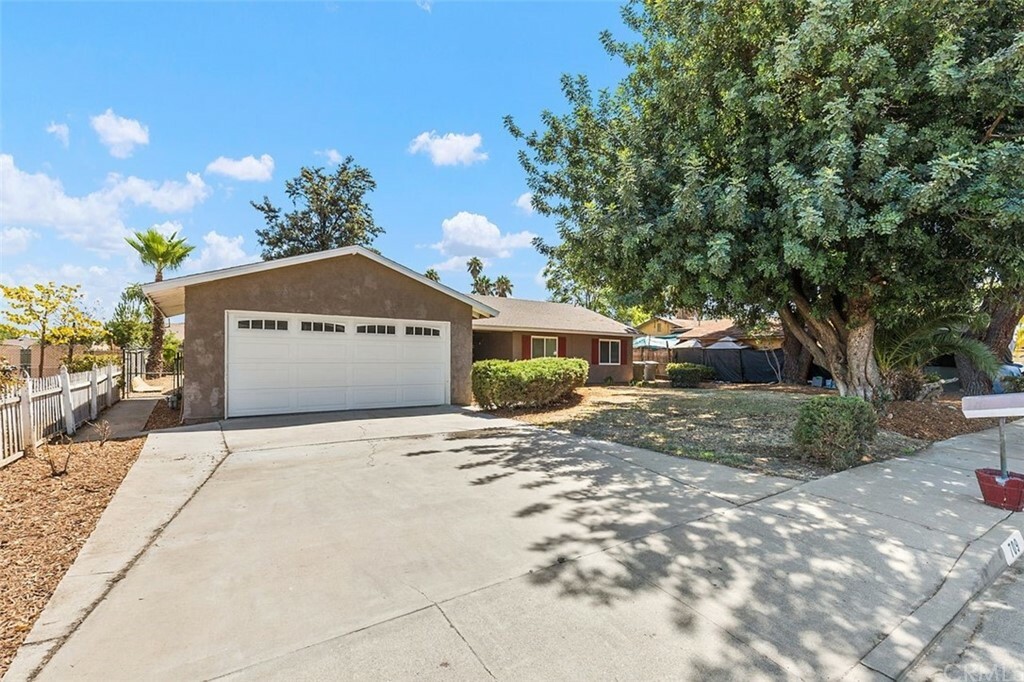 Property Photo:  709 Richards Road  CA 92571 