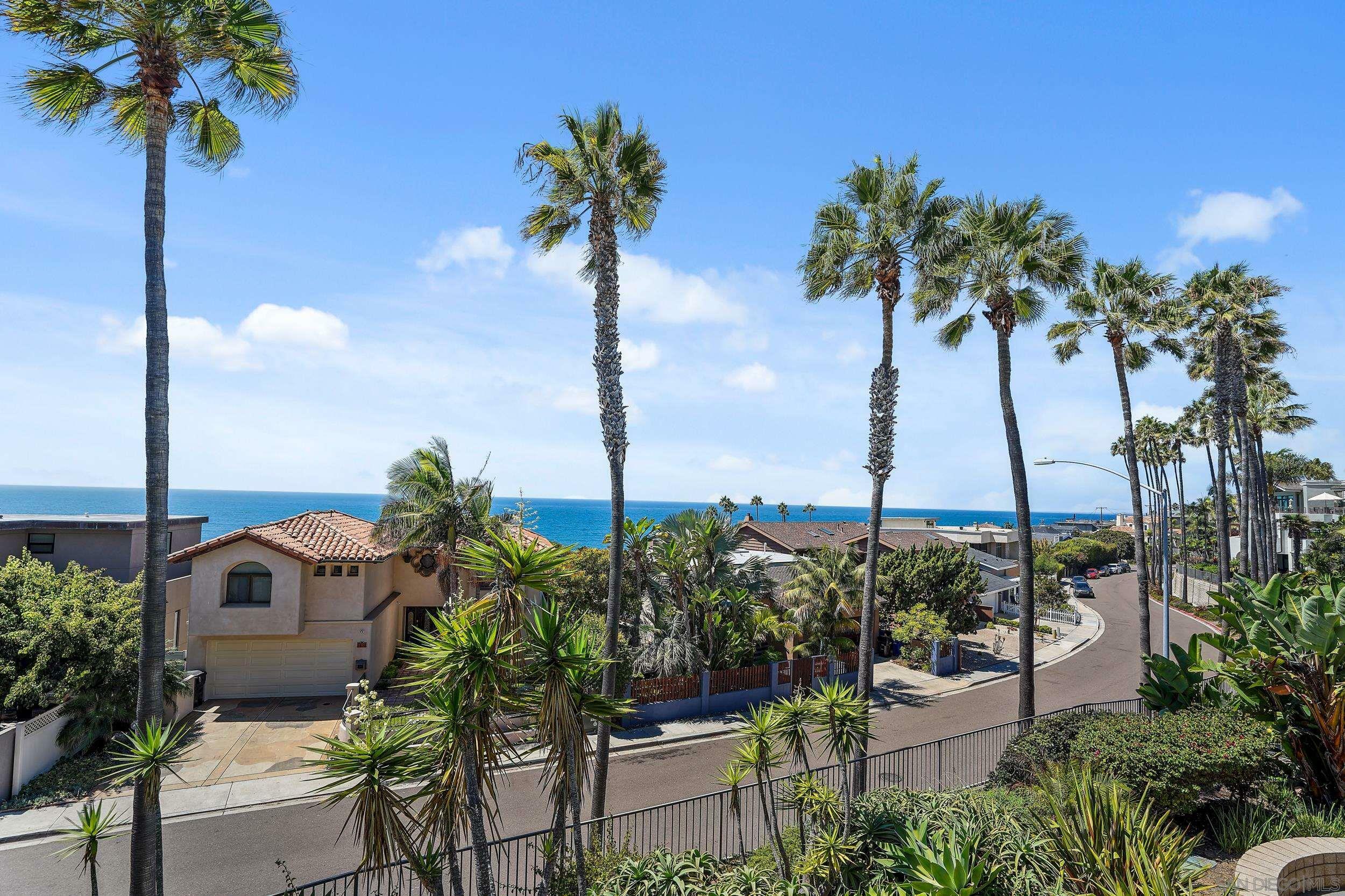 Property Photo:  5430 La Jolla Blvd 203  CA 92037 