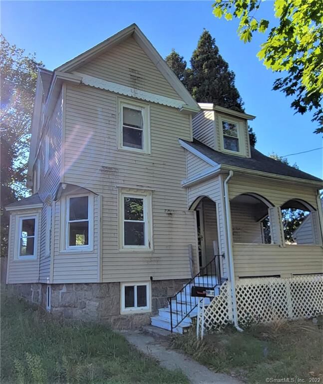 Property Photo:  60 Morgan Street  CT 06320 