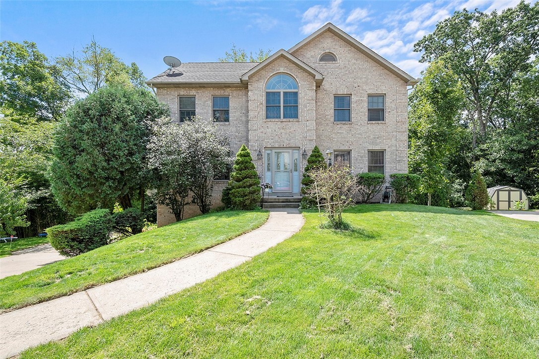 Property Photo:  6807 Ann Marie Ct  PA 15632 