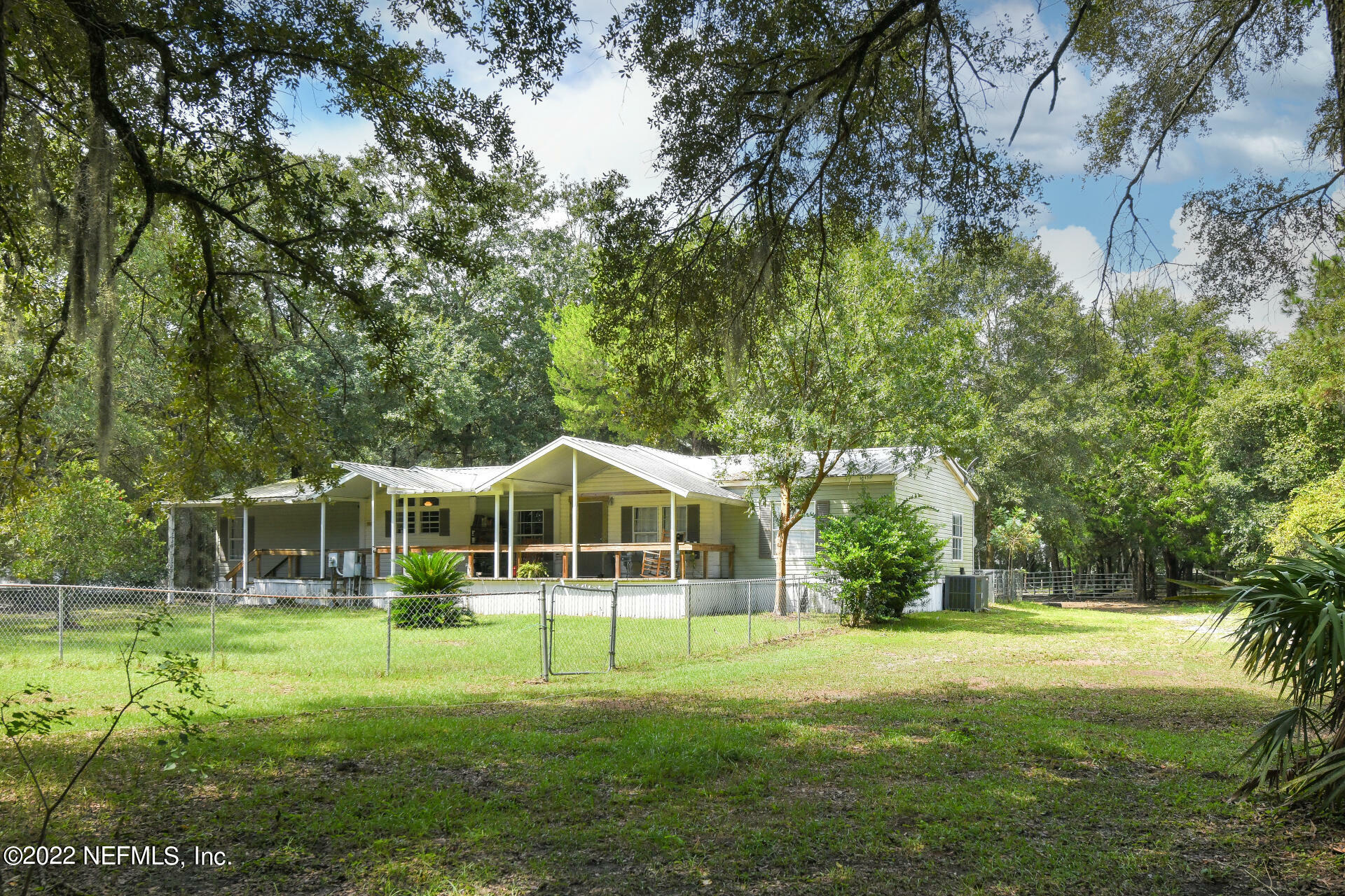 Property Photo:  85455 N Harts Road  FL 32097 