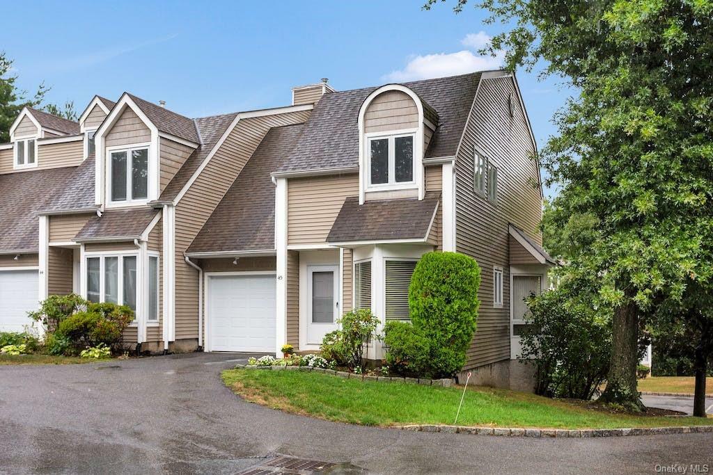 Property Photo:  45 Spring Pond Drive  NY 10562 