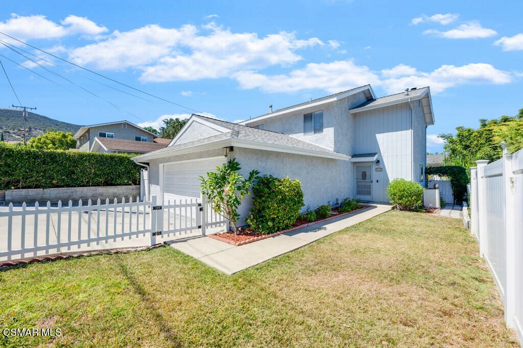 Property Photo:  125 Pepper Road  CA 91320 