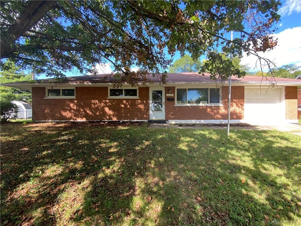 Property Photo:  2129 Milesburn Drive  OH 45439 