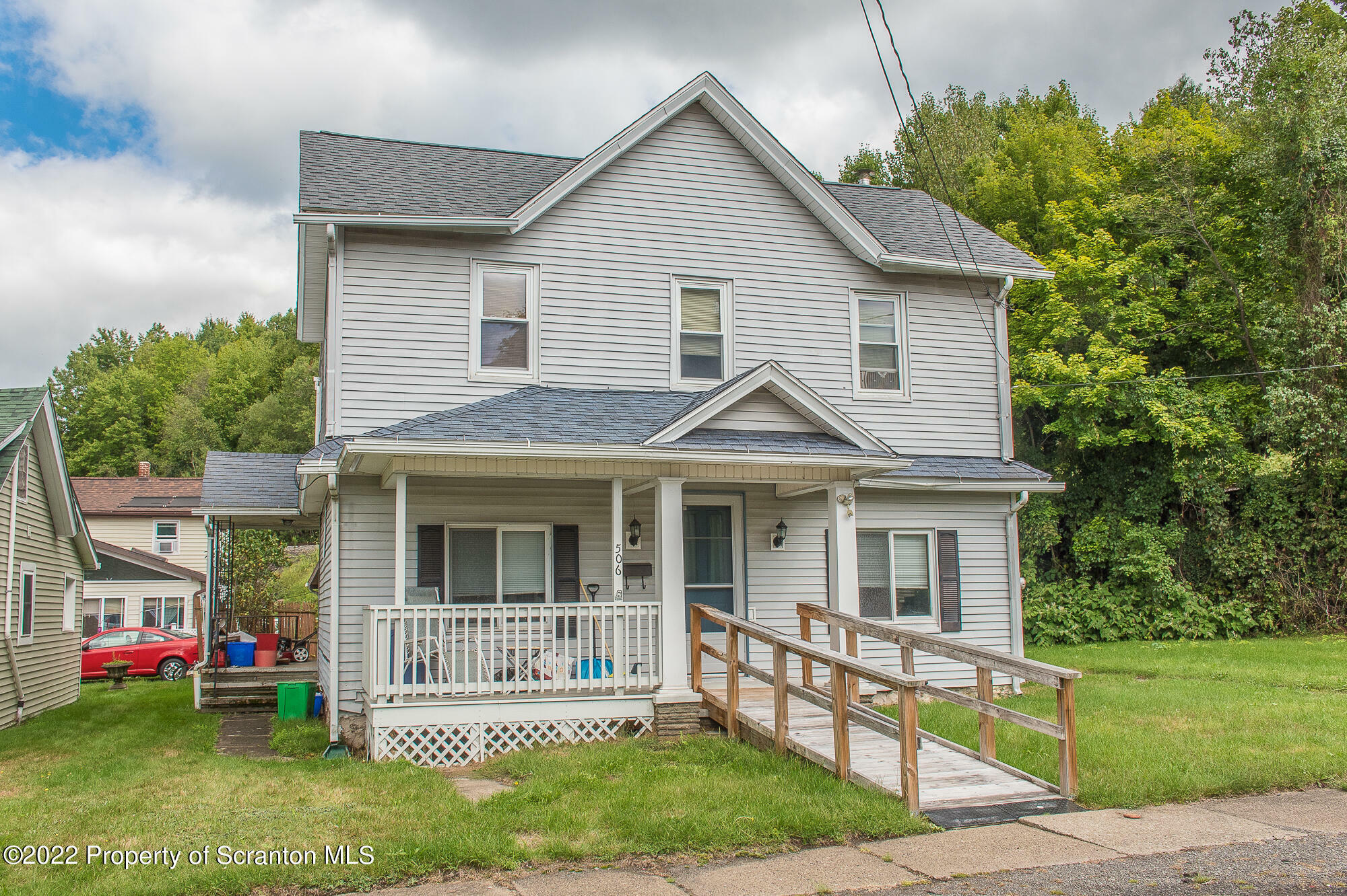 Property Photo:  506 Gilmartin  PA 18403 