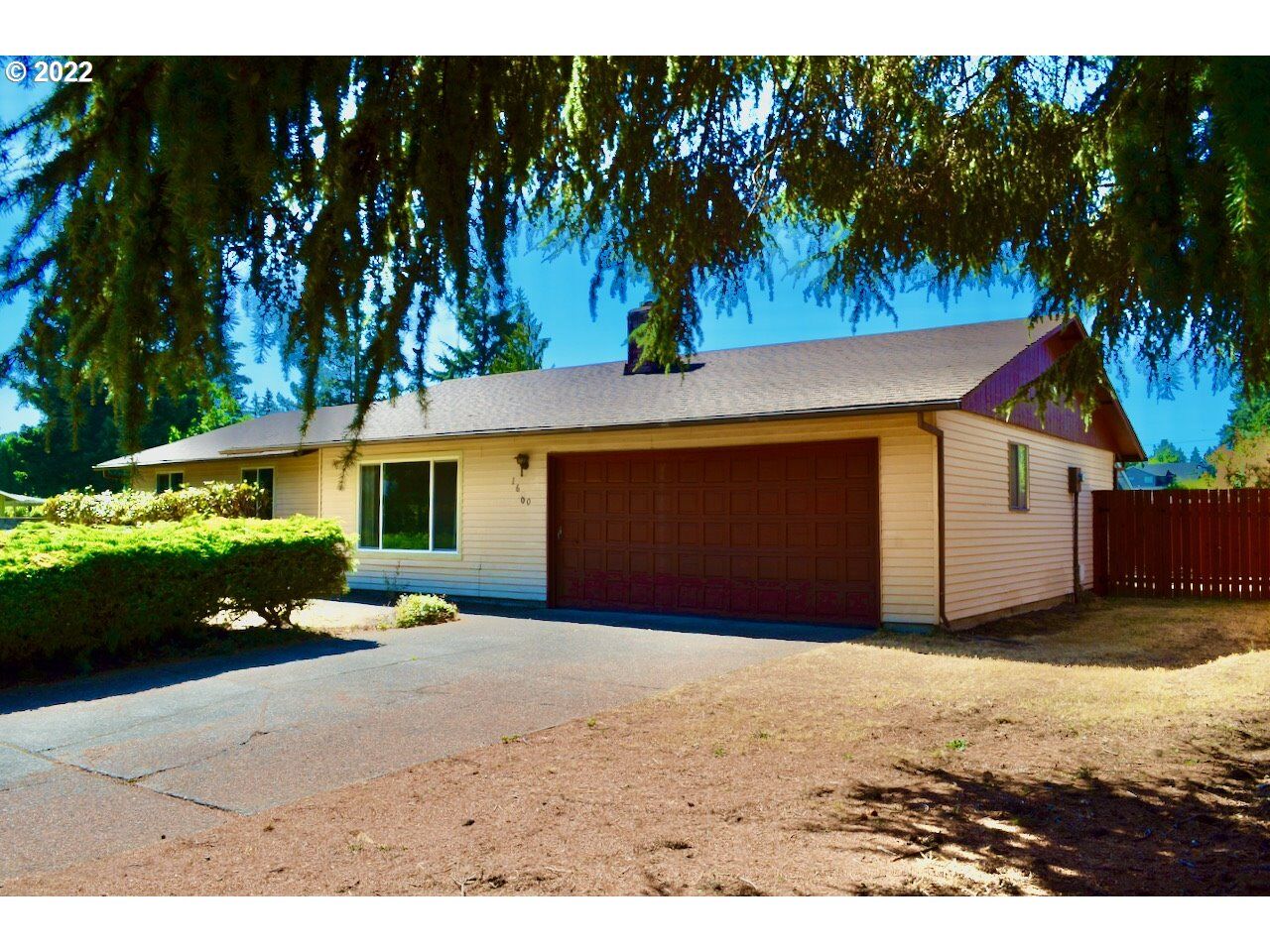 Property Photo:  1600 NE 125th Ave  WA 98684 