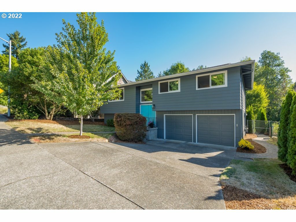 Property Photo: 8370 SW 74th Ave OR 97223