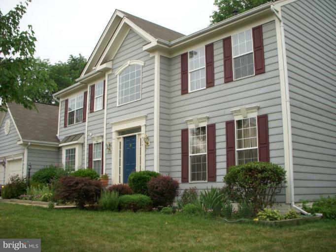 Property Photo:  424 Lawford Drive SW  VA 20175 