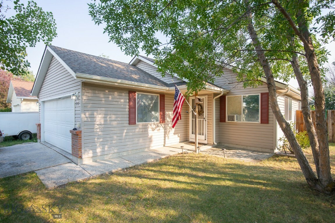 Property Photo:  910 Golden West  MT 59714 