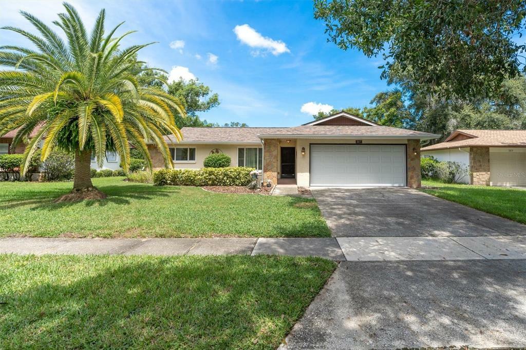 Property Photo:  2817 Thistle Court S  FL 34684 