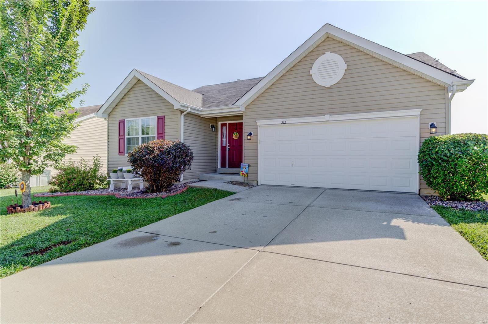 Property Photo:  212 Limerick Avenue  MO 63385 