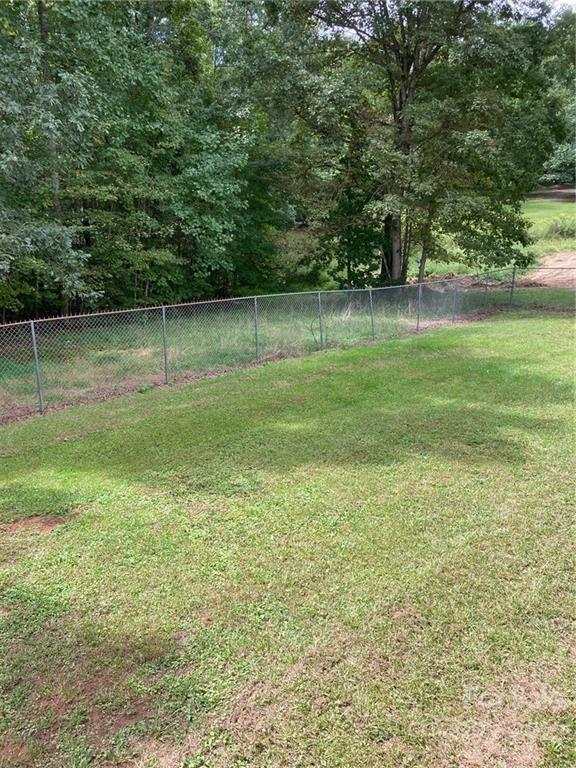 Property Photo: 2885 High Rock Road NC 28606
