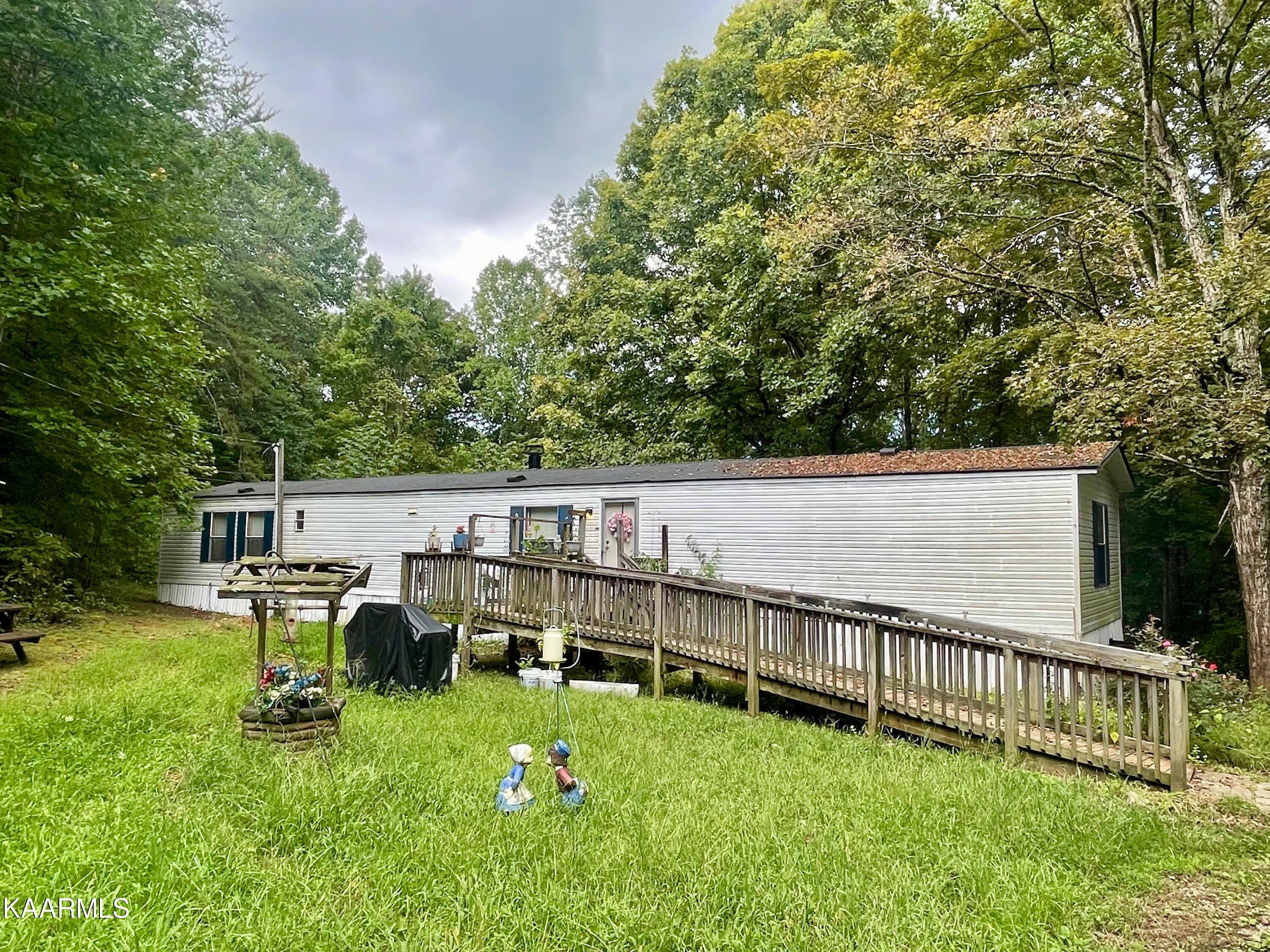 Property Photo:  664 Chestnut Ridge Rd  TN 37754 