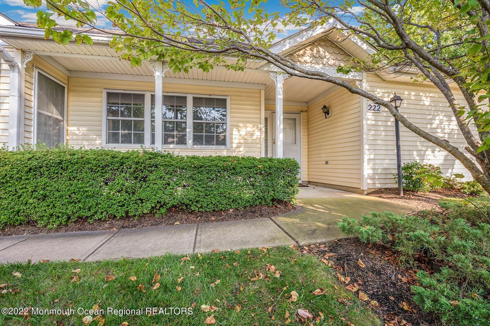 Property Photo:  222 Waxwing Drive  NJ 08831 