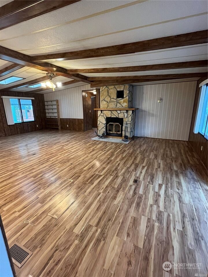 Property Photo: 11436 SE 208th Street 74 WA 98031