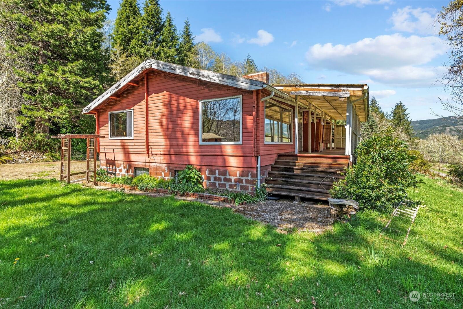 4 bed Skamokawa home for sale 273 Middle Valley Road, Skamokawa, WA 98647