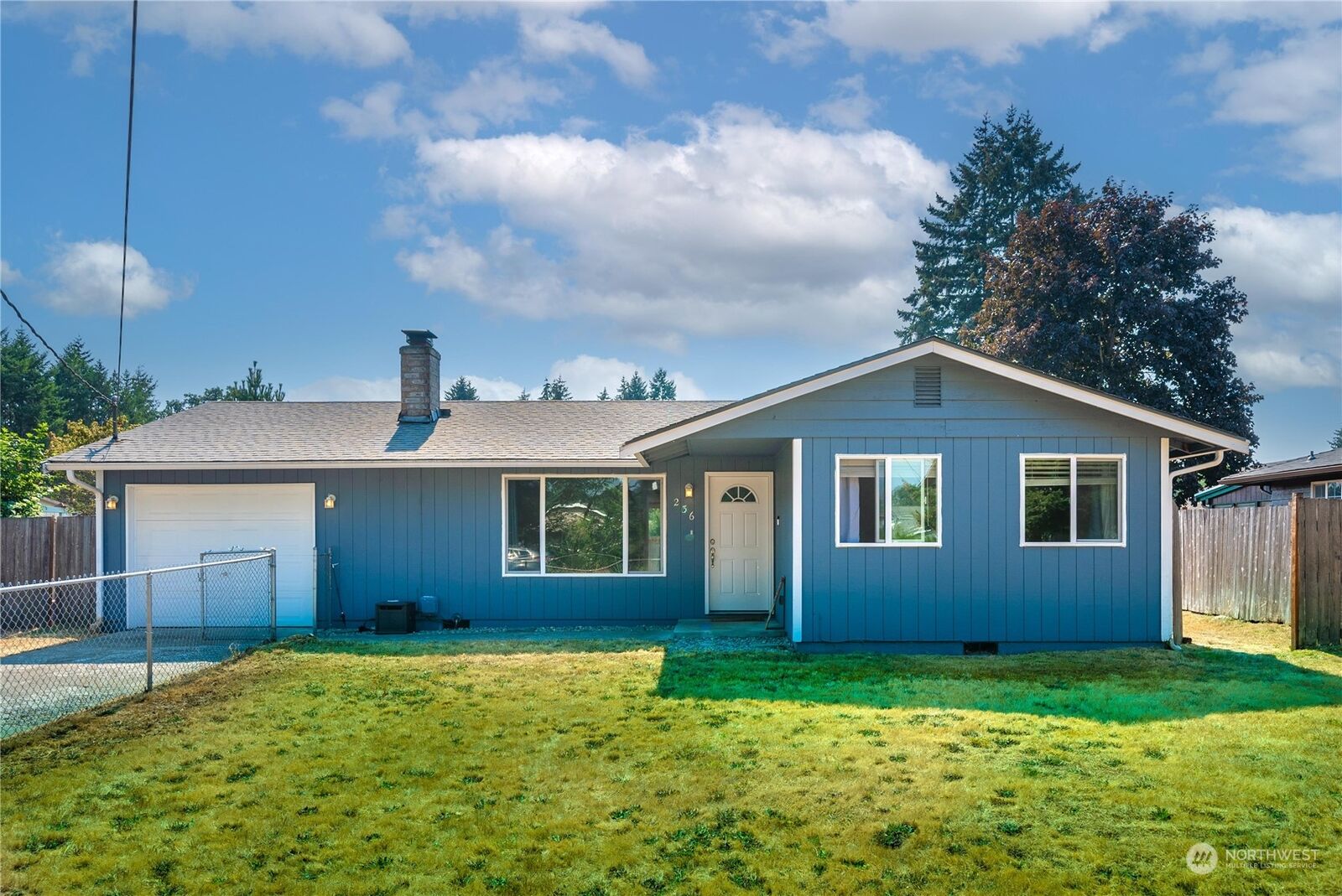 Property Photo: 236 170th Street E WA 98387