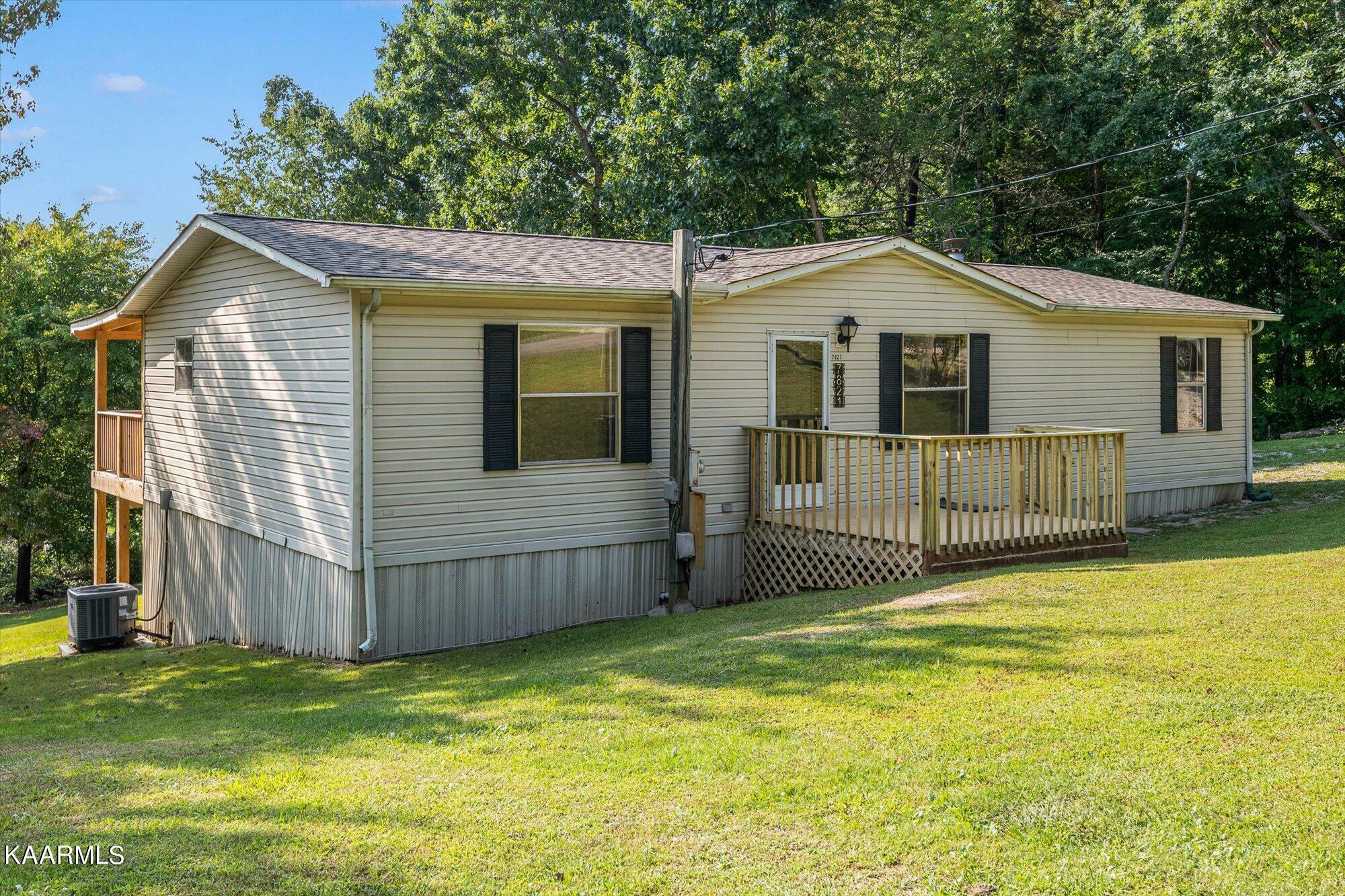 Property Photo:  7821 Yount Rd  TN 37931 