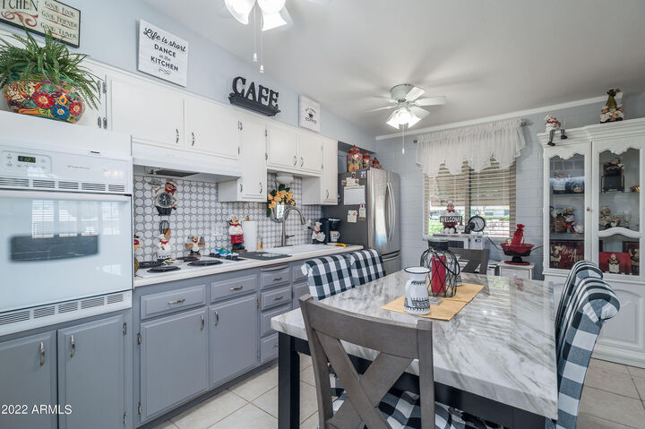 Property Photo: 10429 W Peoria Avenue AZ 85351