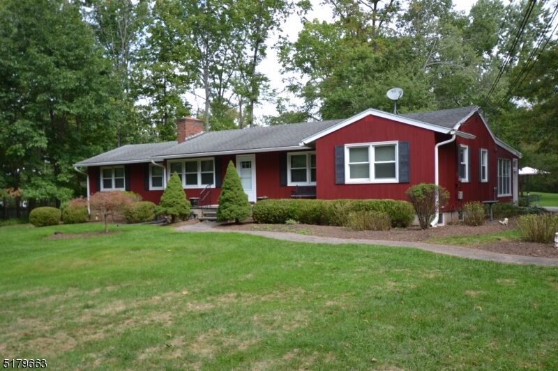 Property Photo:  310 Airport Rd  NJ 07921 