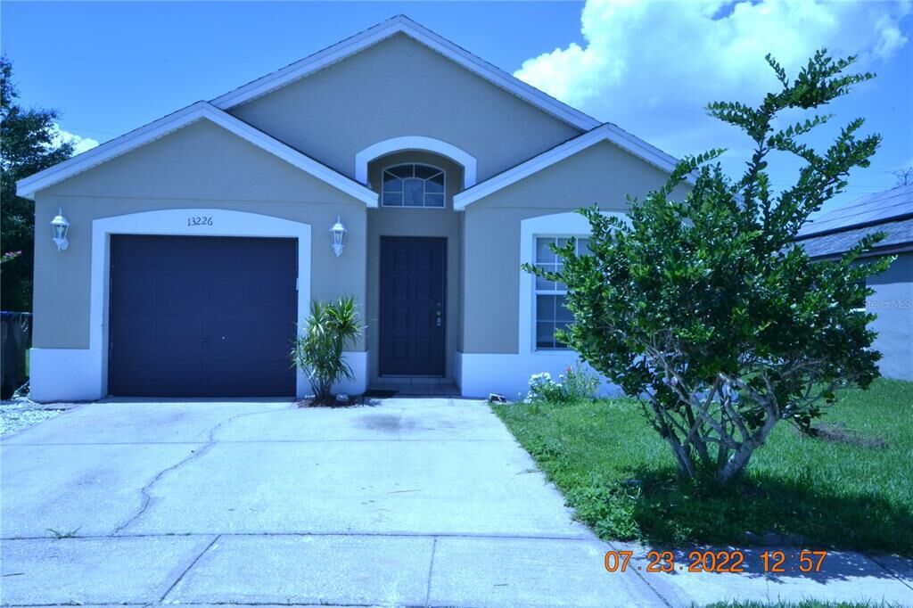 Property Photo:  13226 Glenbarrow Court  FL 32824 