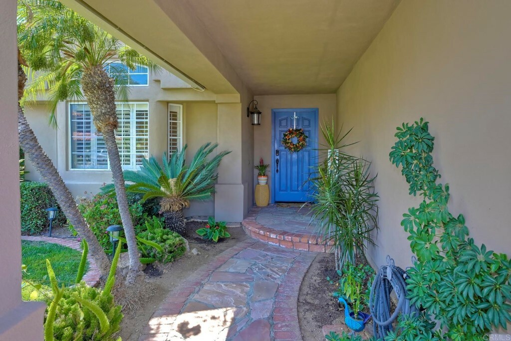 Property Photo:  892 Delgado Pl  CA 92025 