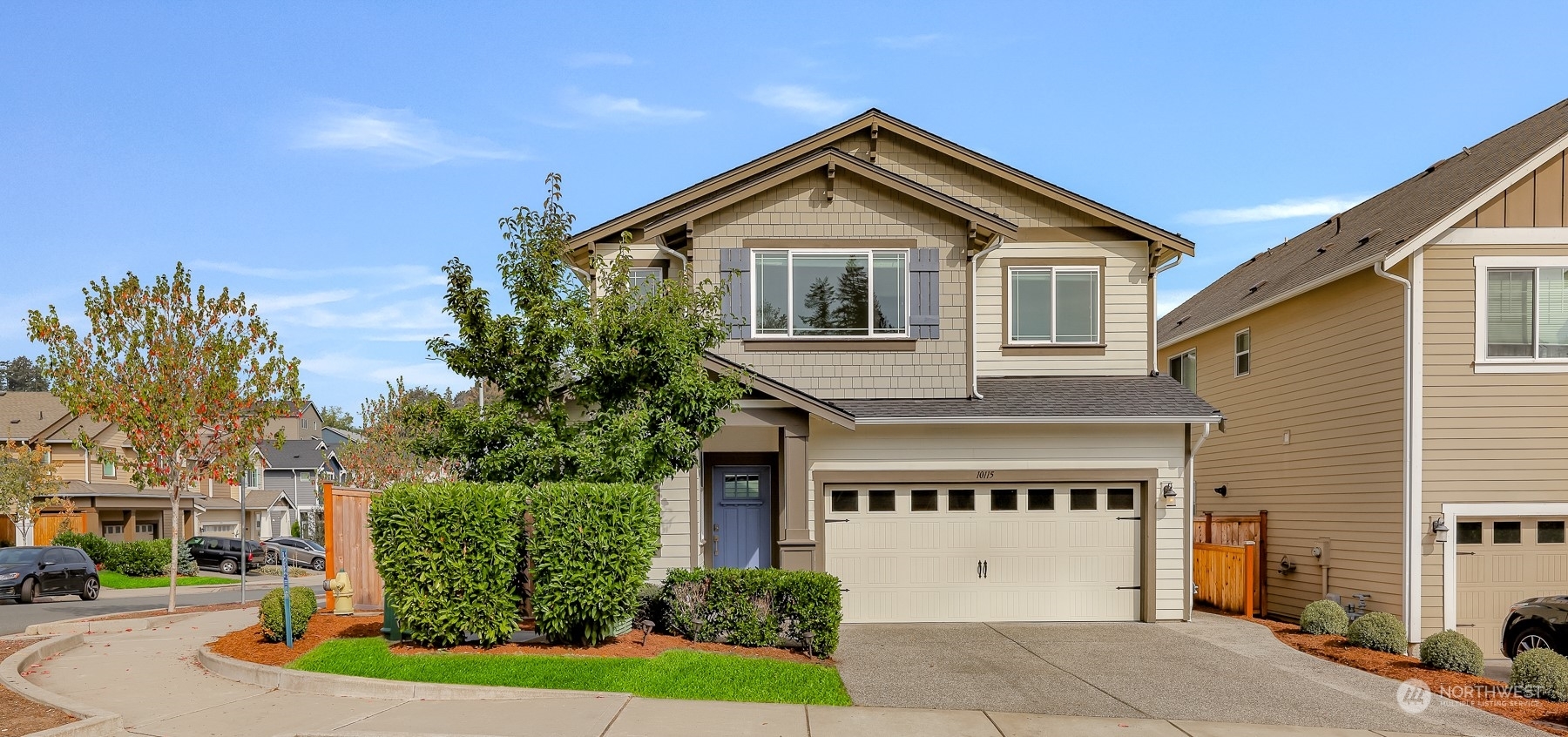 Property Photo: 10115 15th Place SE WA 98258