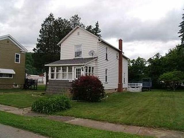 Property Photo:  9 Wetmore Street  PA 16365 