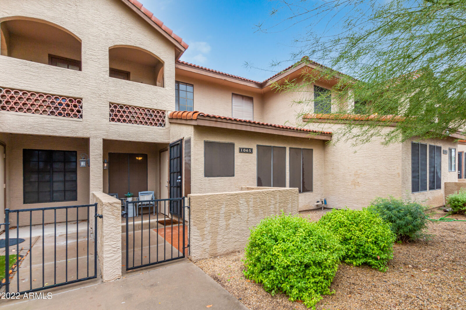 Property Photo:  8625 E Belleview Place 1065  AZ 85257 