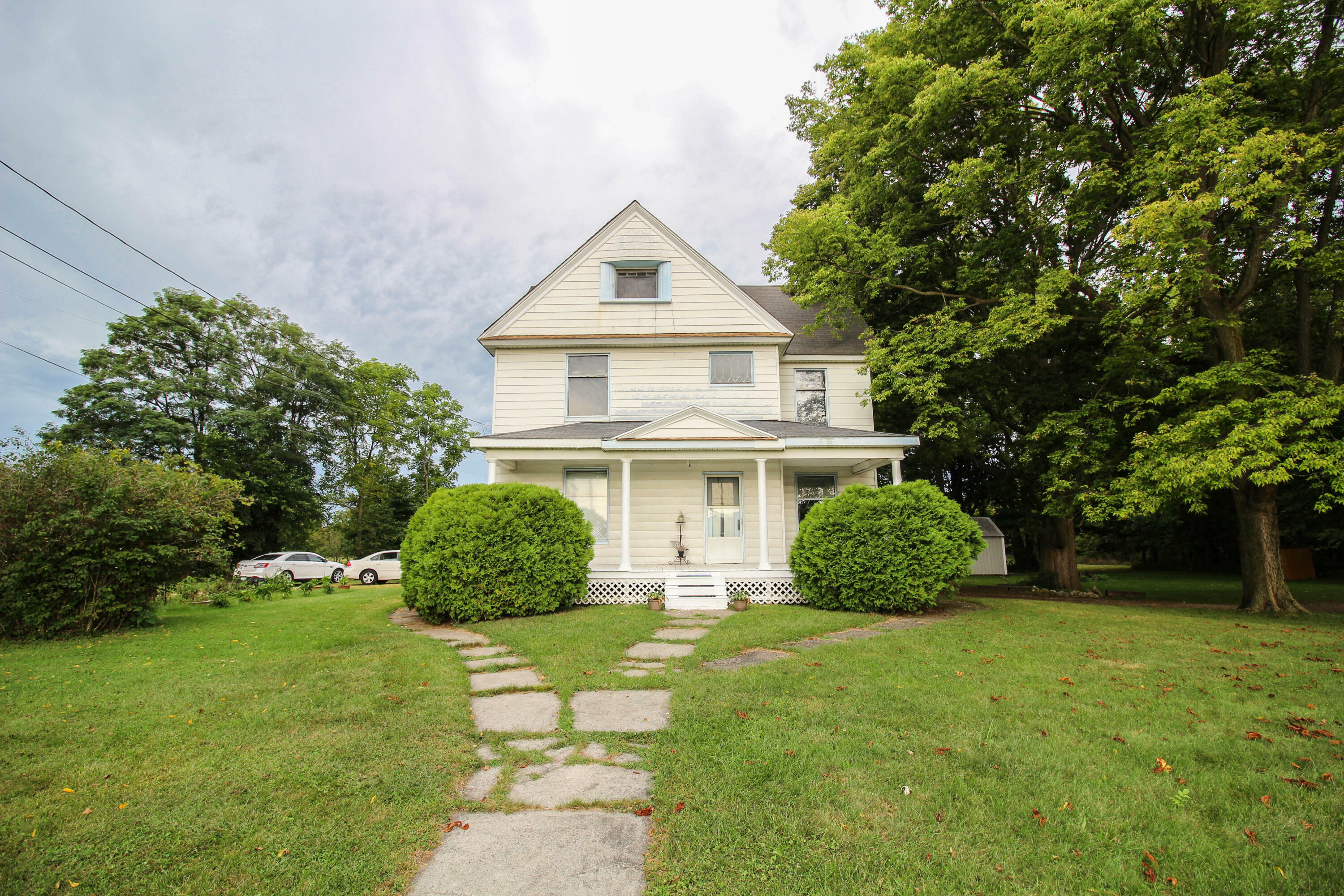 Property Photo:  422 W Burr Oak  MI 49011 