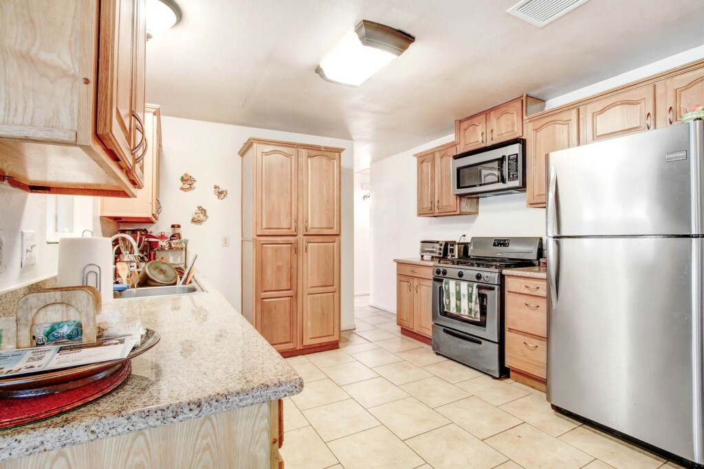 Property Photo: 74060 El Cortez Way CA 92260