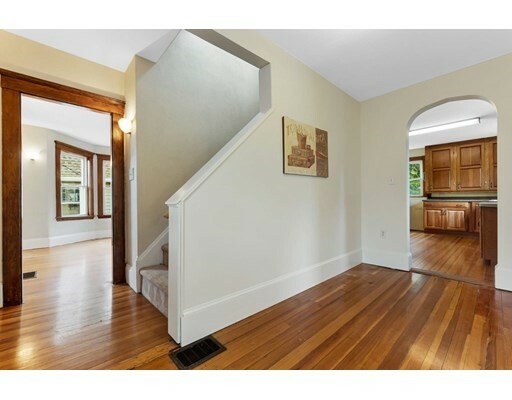 Property Photo: 8 Swan Street MA 01915
