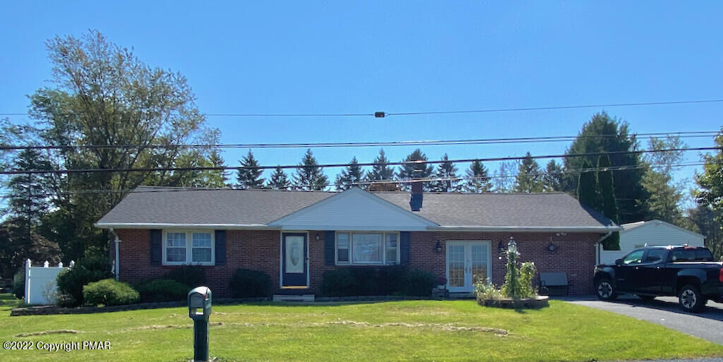 Property Photo:  2749 Valley View Drive  PA 18014 