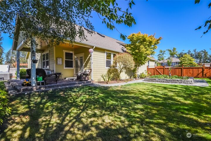 Property Photo: 2651 SW Fairway Point Drive WA 98277