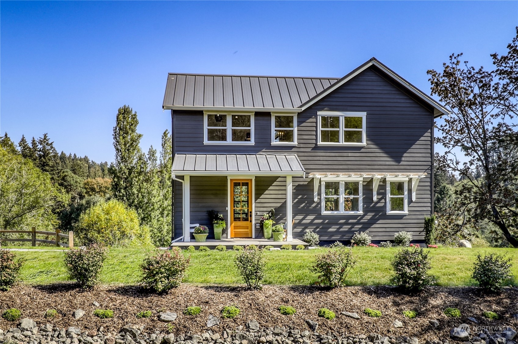 Property Photo:  4678 New Sweden Avenue NE  WA 98110 